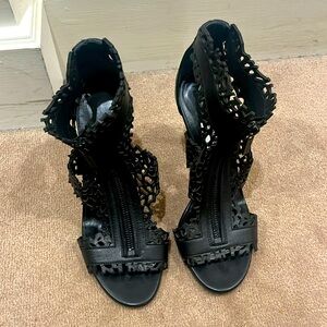 Beautiful Jimmy Choo scalloped Heels